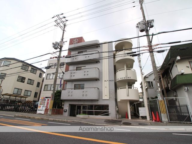 BLANCOSTAの外観写真