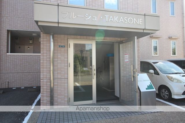 ブルージュ・TAKASONEの玄関写真