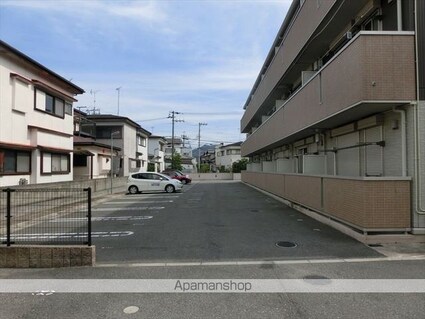 和歌山県和歌山市杭ノ瀬[1LDK/41.95m2]の駐車場