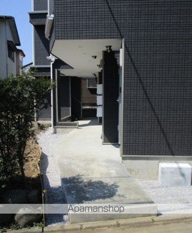 カインドネス本厚木の玄関写真