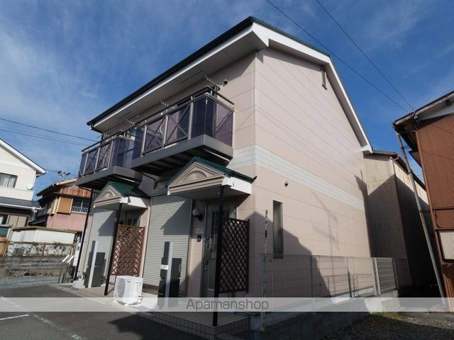 メゾン川井中町の外観写真