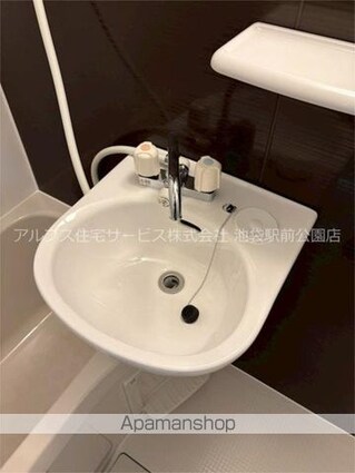 メープル大泉学園Ｄ[1K/18m2]の洗面所