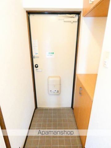 RAFFINE泉の内装写真
