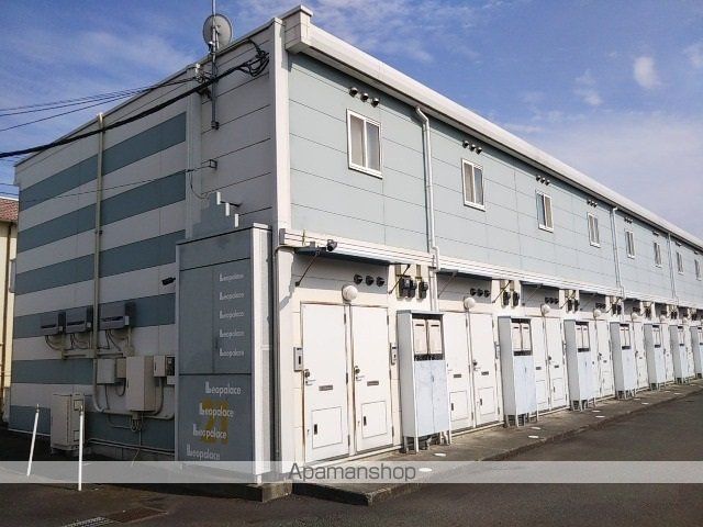 レオパレスプレミールの玄関写真