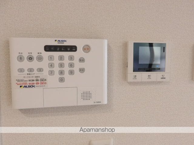 CRADLEの内装写真