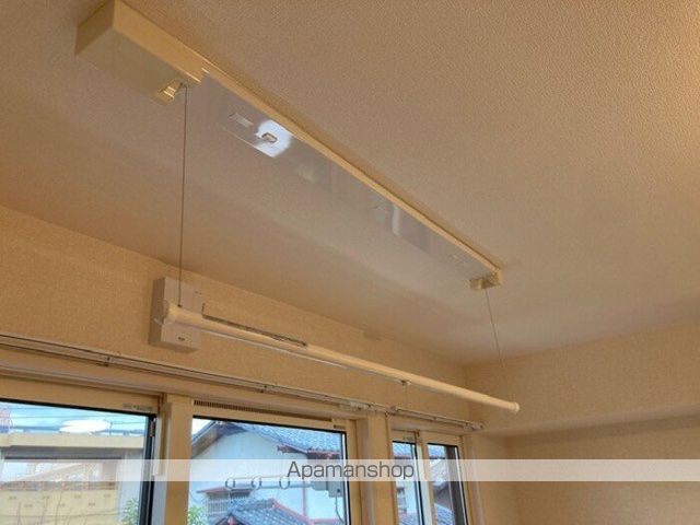 トレス日明壱番館の内装写真