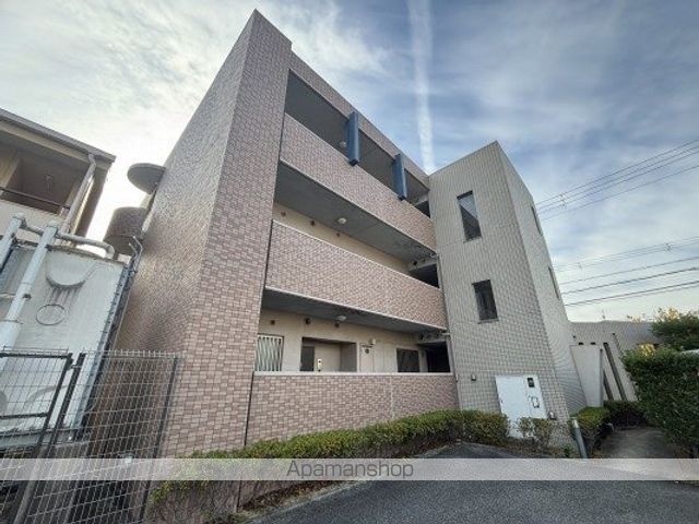 クリスタルハーモニーの外観写真