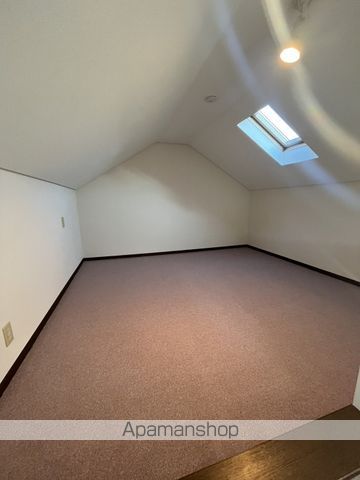 白金六丁目戸建の内装写真
