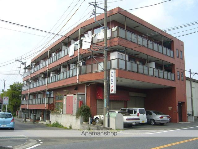 海老名マンションの外観写真