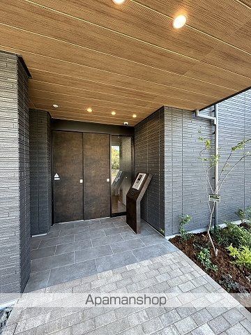 グランエス長束の玄関写真