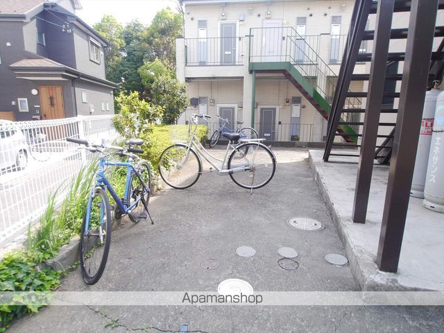 ファーストパレス金森の玄関写真