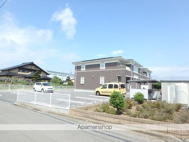 レジェンド・アイの外観写真