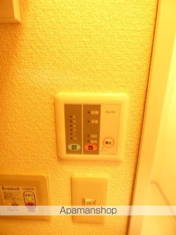 TUTUMIの内装写真