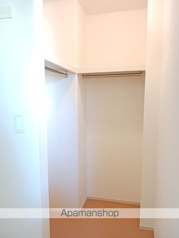 エピナール Cの内装写真