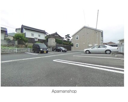 ミルトガーデン[1LDK/45.99m2]の駐車場