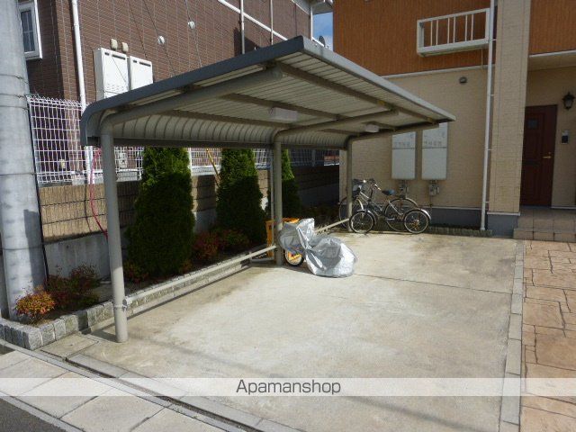 ブルースカイ ツ B棟の玄関写真