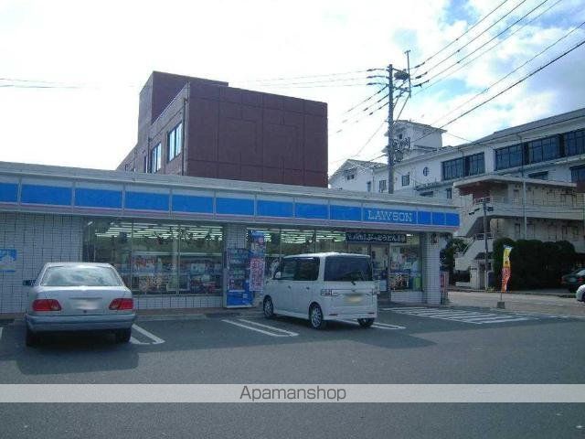 Grandirの周辺写真