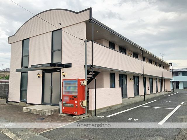 レオパレスしおかぜIIの外観写真