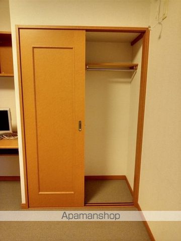 レオパレスハイム越路の内装写真