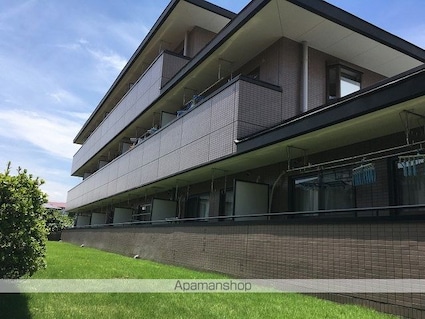 パレス・ファンテーヌ[1LDK/40.6m2]の外観2