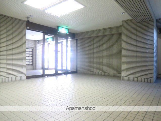 オリンピア南9条マンションの外観写真