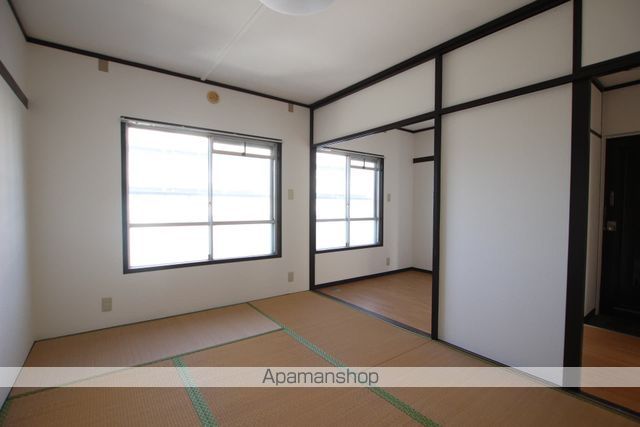 メゾン青葉台6号棟の内装写真