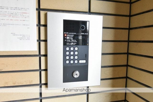 KISS INN 12の玄関写真