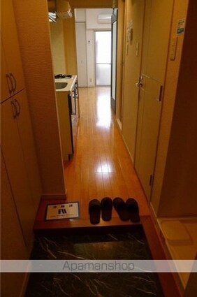 ステージファースト用賀アジールコート[1K/22.57m2]の玄関