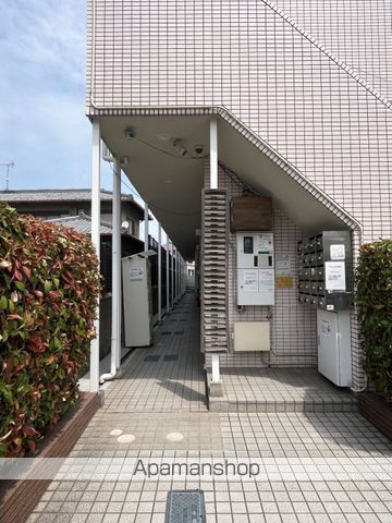 ヨーロピアン野口の玄関写真