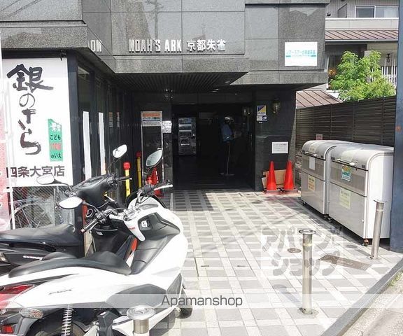 ノアーズアーク京都朱雀の玄関写真