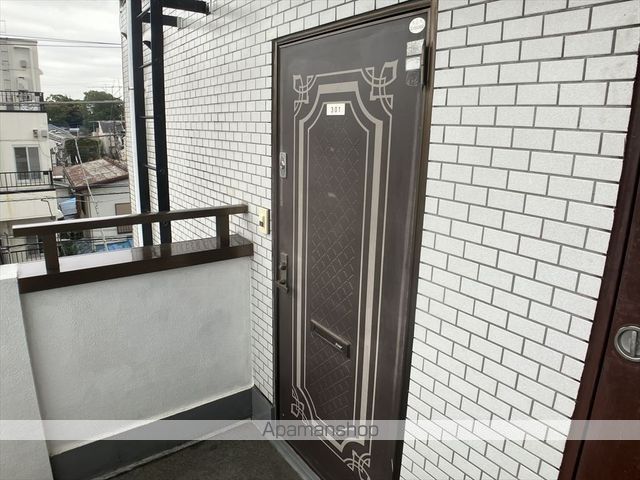 プリンスコーポNAKAJIMAの玄関写真