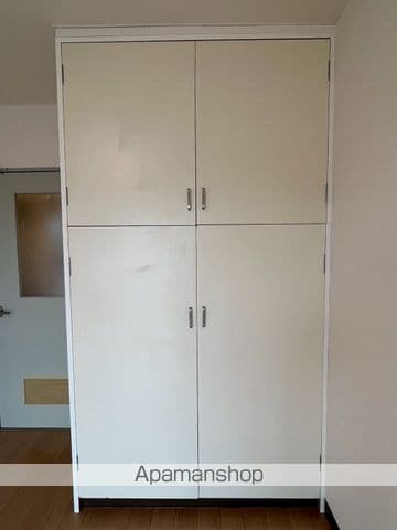 五葉マンションの内装写真