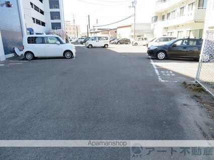 オックスフォードサーカス松山ＩＣ　Ⅱ[1LDK/54.6m2]の駐車場3