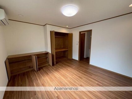 渋谷区本町５丁目戸建[5LDK/120.02m2]のバス