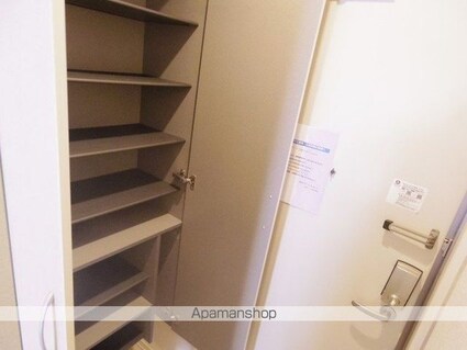 ブライト学園の森[2LDK/54.18m2]の玄関