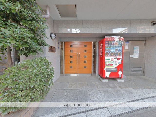 スカイコート神楽坂第2の玄関写真