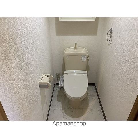 サープラスリールの内装写真