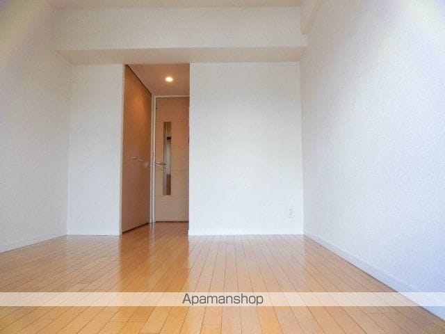 URESIDENCE淀屋橋の内装写真