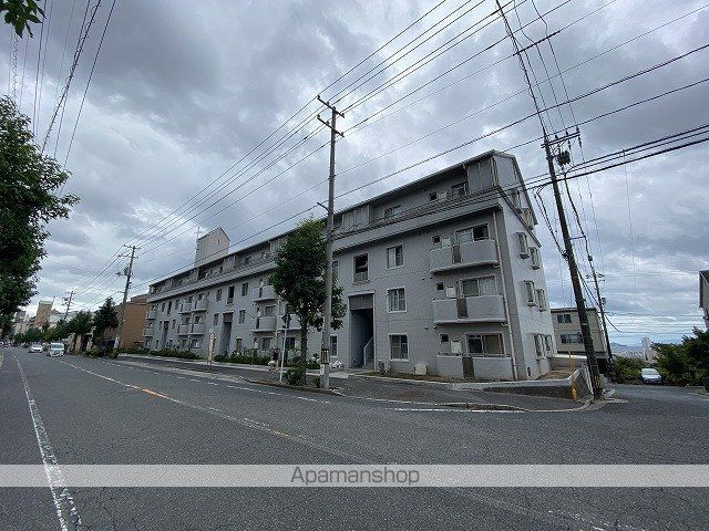 ウイングマンションの外観写真