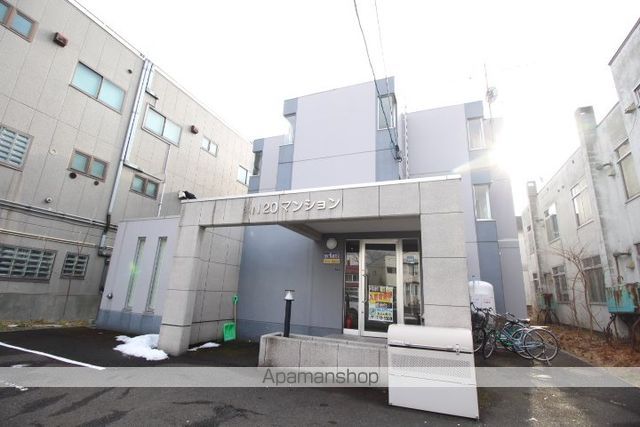 N20マンションの外観写真