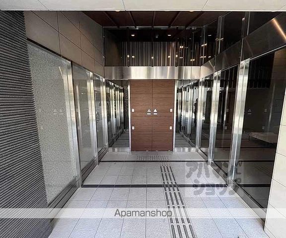アベニール三条油小路の外観写真