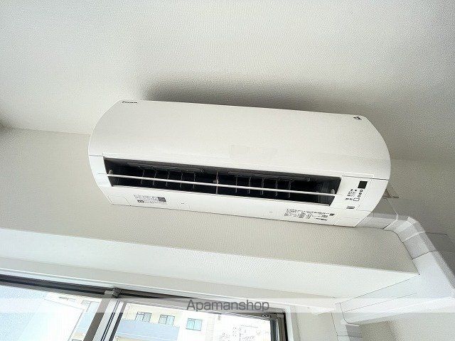 THE MUTUAL 江坂の内装写真