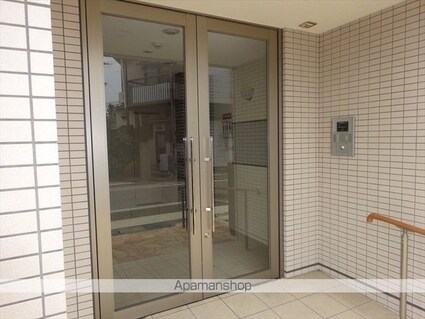 和歌山県和歌山市湊１丁目[2LDK/57.86m2]の共用部2