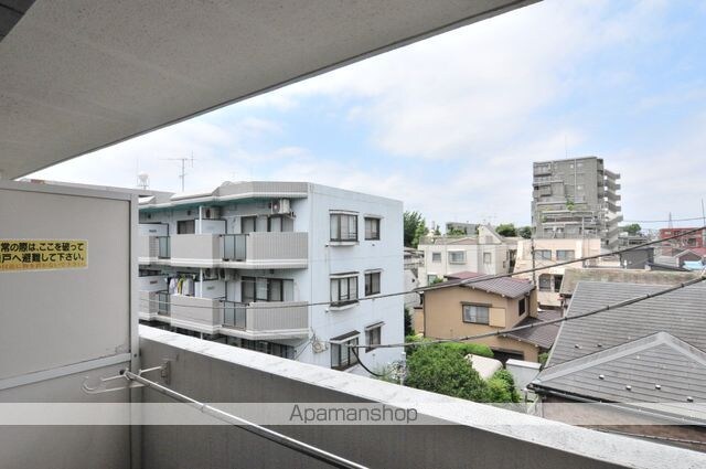 ラ・パルフェ・ド・コントゥール[1R/18.2m2]のエントランス2