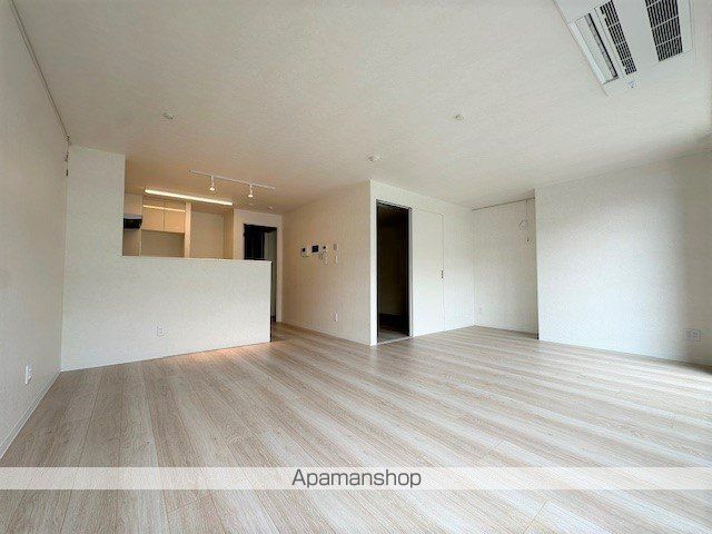 広尾アパートメントの内装写真