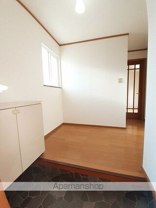 フィールドビーチ１[2DK/66m2]の玄関