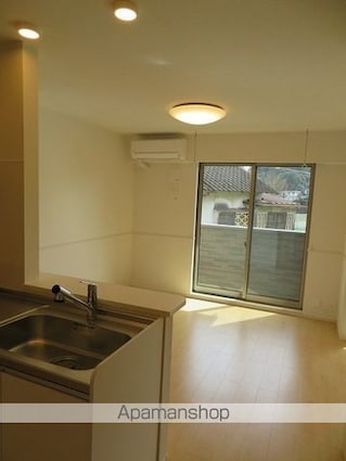 ＣＲＥＳＴＶＩＬＬＡ　Ⅰ[2LDK/50.17m2]のリビング・居間