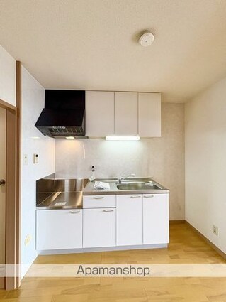 和歌山県和歌山市三葛[2LDK/52m2]のキッチン