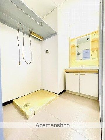 シャトル中宮の内装写真