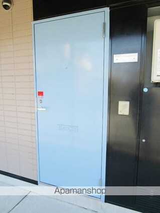 レオパレス悠[2DK/49.68m2]のエントランス2